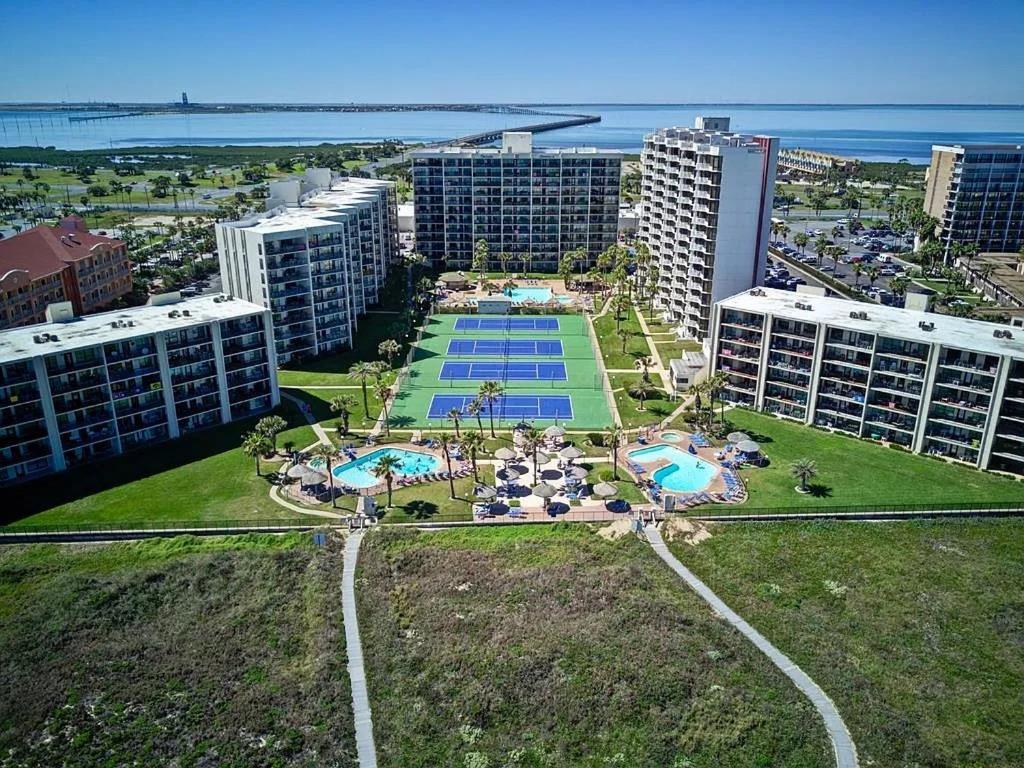 Royale Beach And Tennis Club South Padre Island Exterior photo