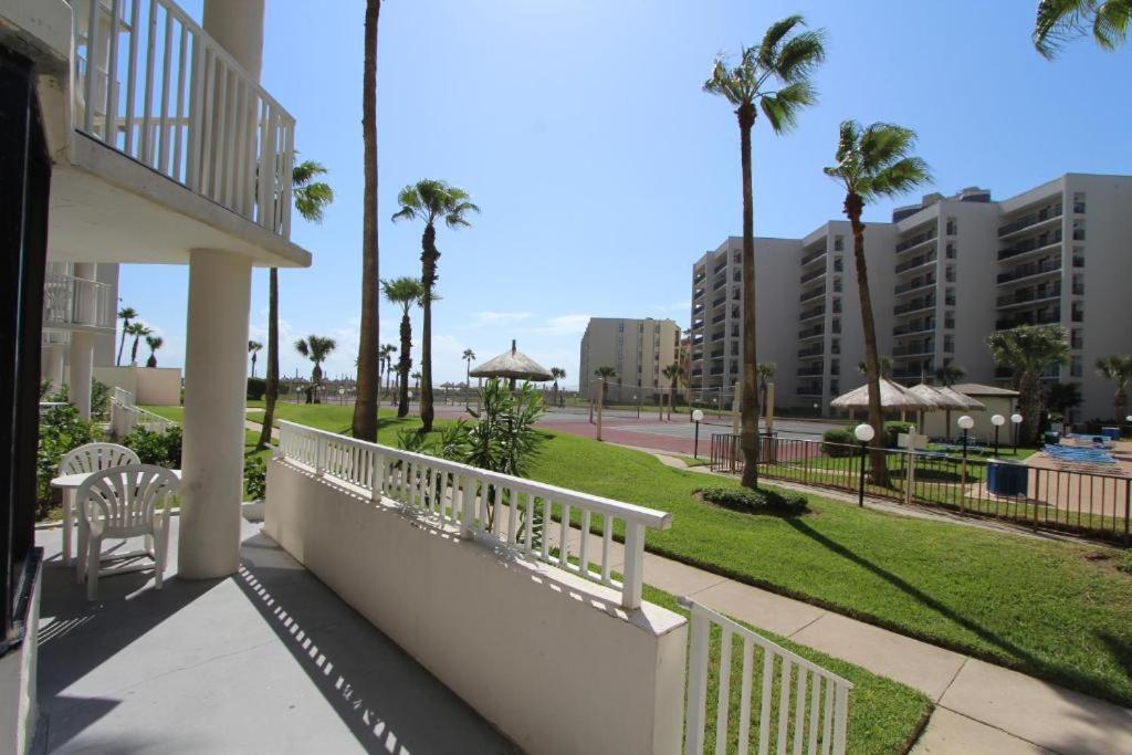 Royale Beach And Tennis Club South Padre Island Exterior photo